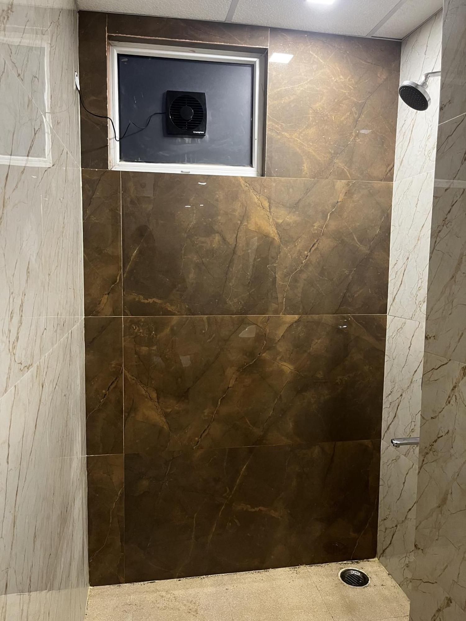 Roomquet Comfort Inn Allāhābād Junction Екстериор снимка