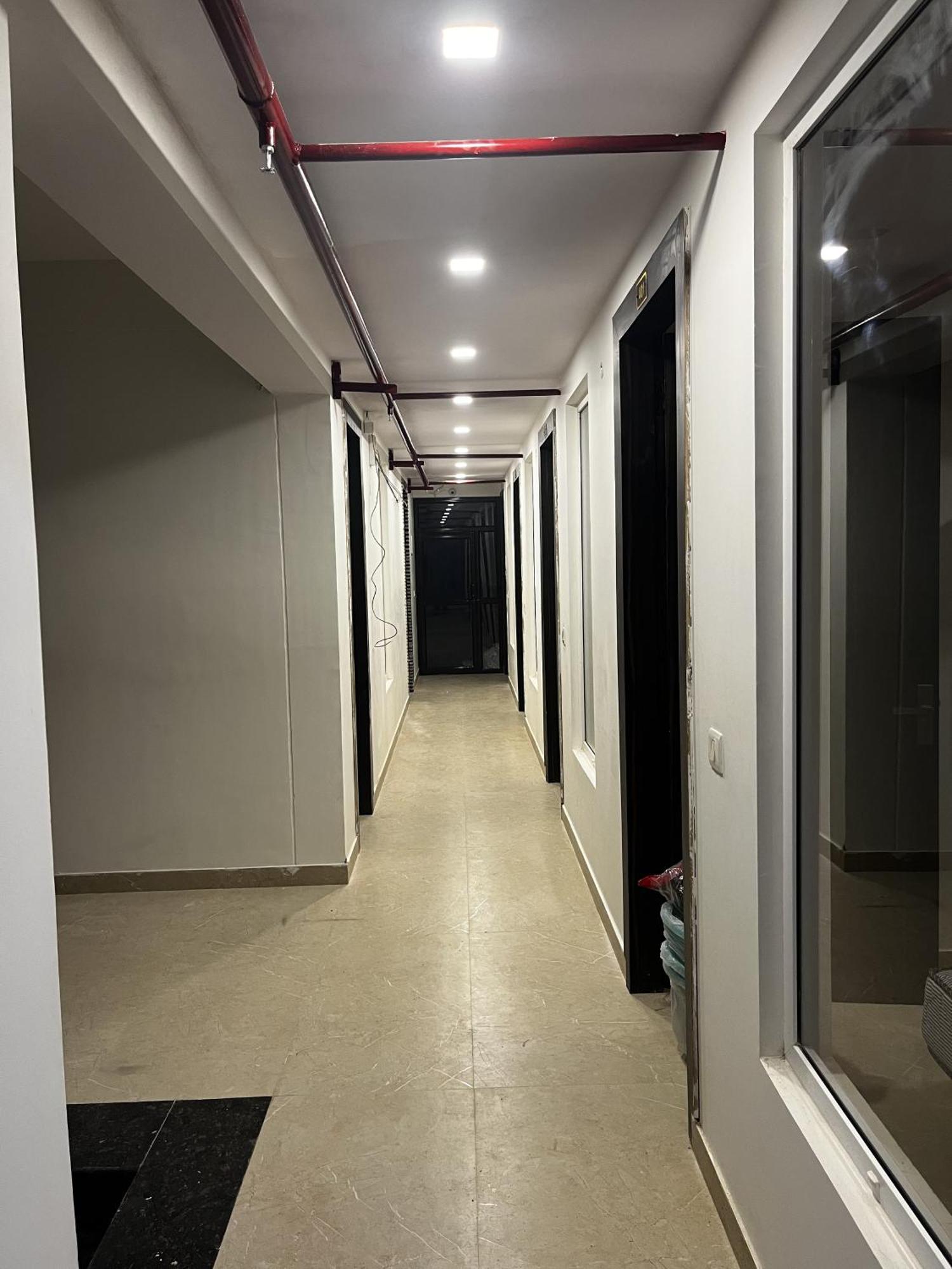 Roomquet Comfort Inn Allāhābād Junction Екстериор снимка